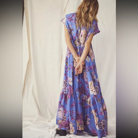 NWOT $298 FREE PEOPLE BLOSSOM SILK MAXI DRESS Z313-10 - Picture 3 of 3